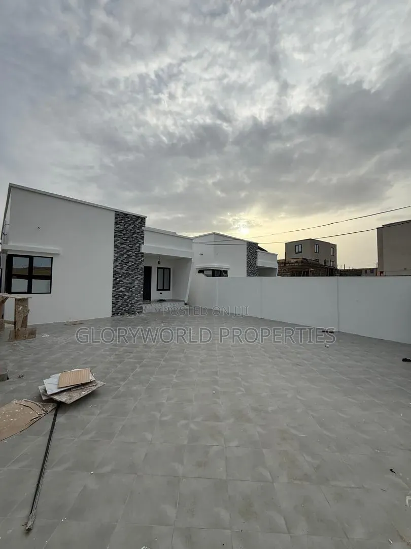 3bdrm House in Coca Cola for sale