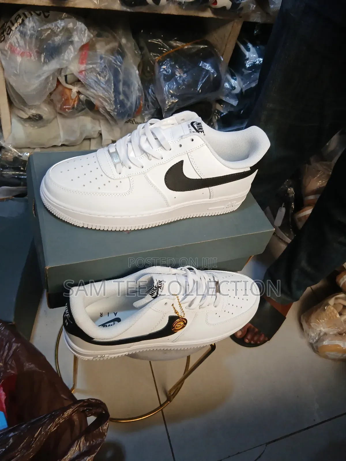 Original Nike Airforce 1. White And Black