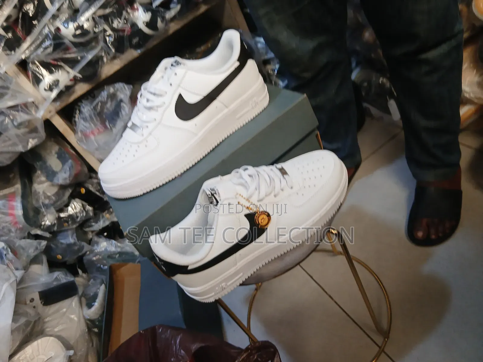 Original Nike Airforce 1. White And Black