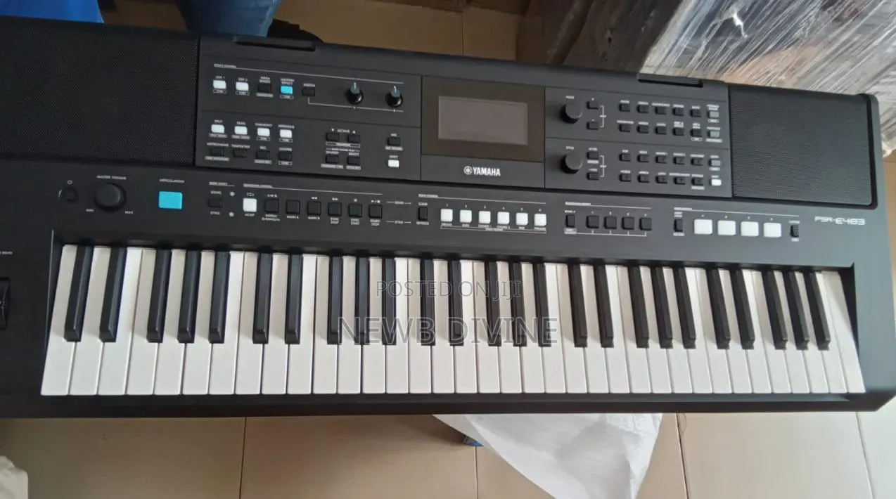 Yamaha Keyboard PSR E483