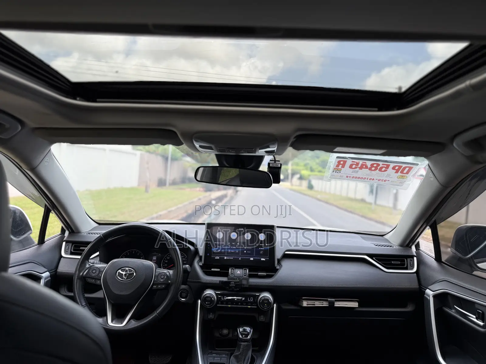 Toyota RAV4 Limited 2022 White