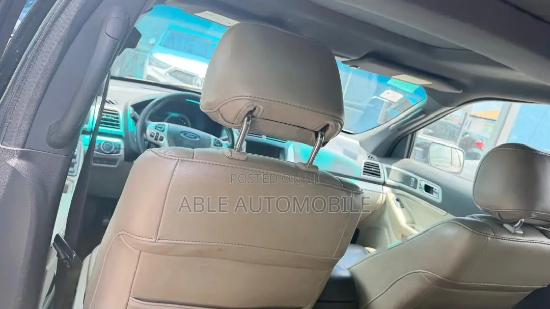 Ford Explorer Limited 4dr FWD (2.0L 4cyl 6A) 2012 Black