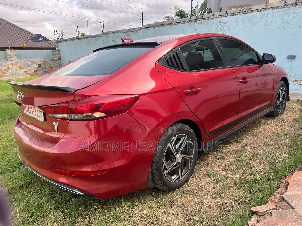 Hyundai Elantra Limited Sedan FWD (2.0L 4cyl 6A) 2017 Red