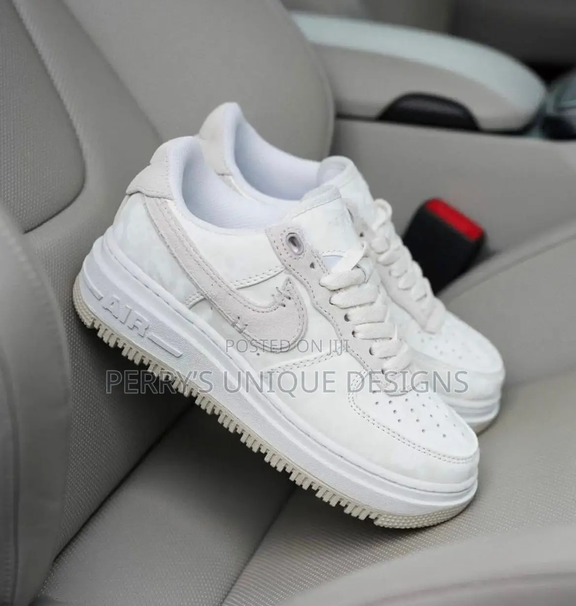 Nike Air Force 1 Luxe Black Gum Edition