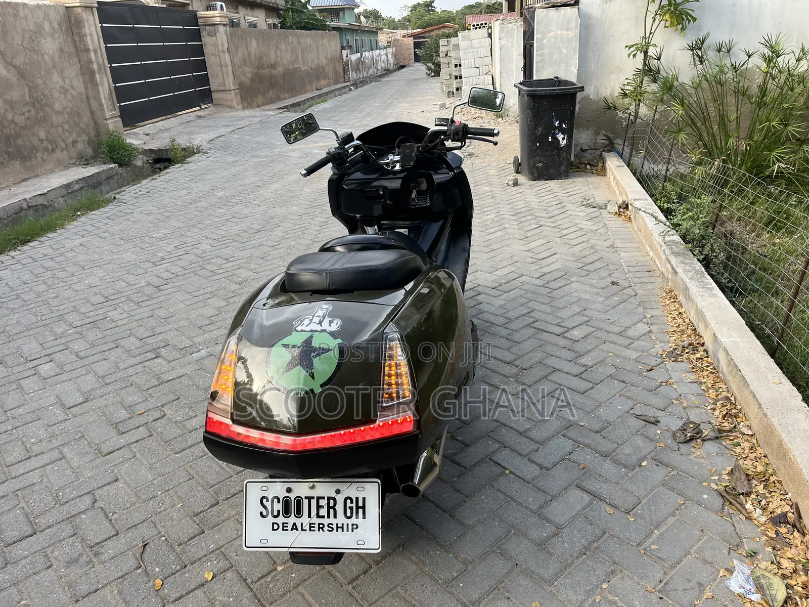 Yamaha 2019 Brown