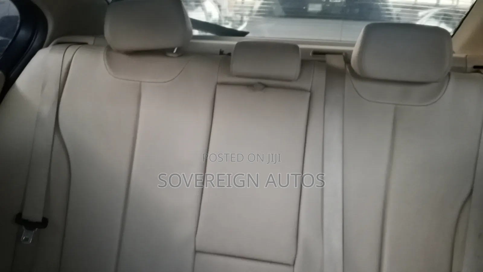 BMW 320i Sedan RWD 2014 Gray