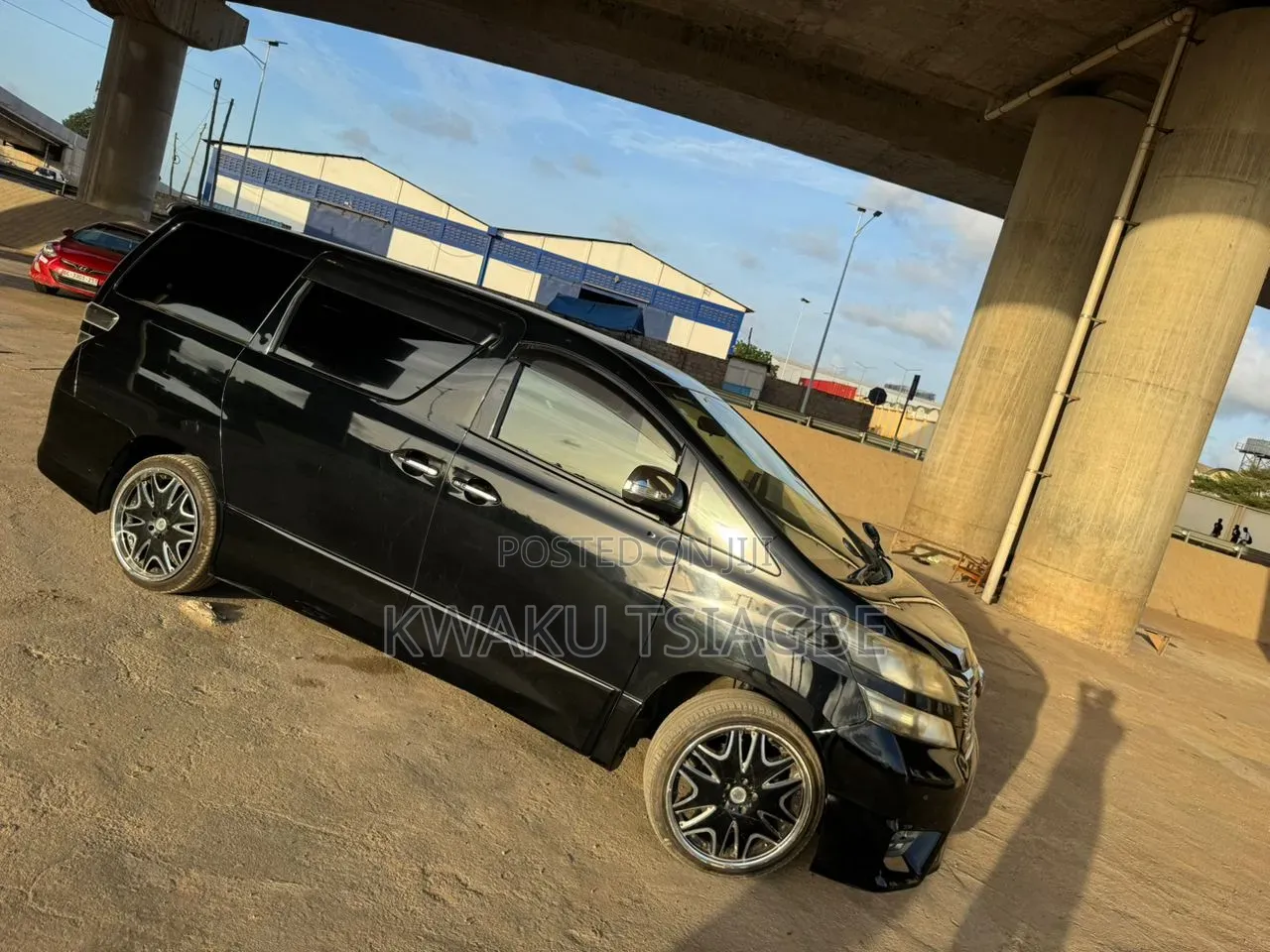 Toyota Vellfire 2010 Black