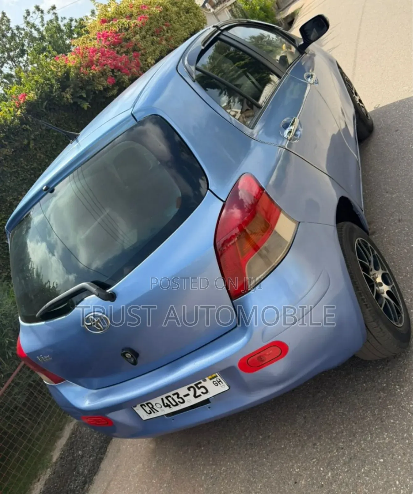 Toyota Vitz 1.0 FWD 3dr 2010 Blue