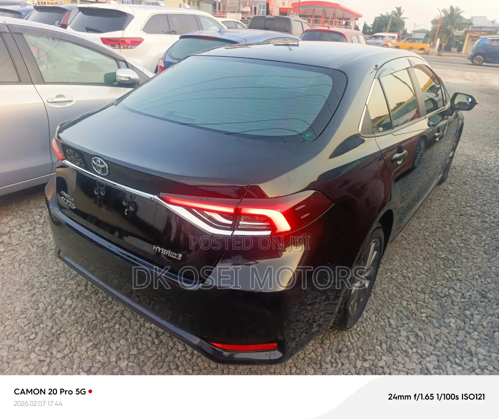 Toyota Corolla XLE 2022 Gray