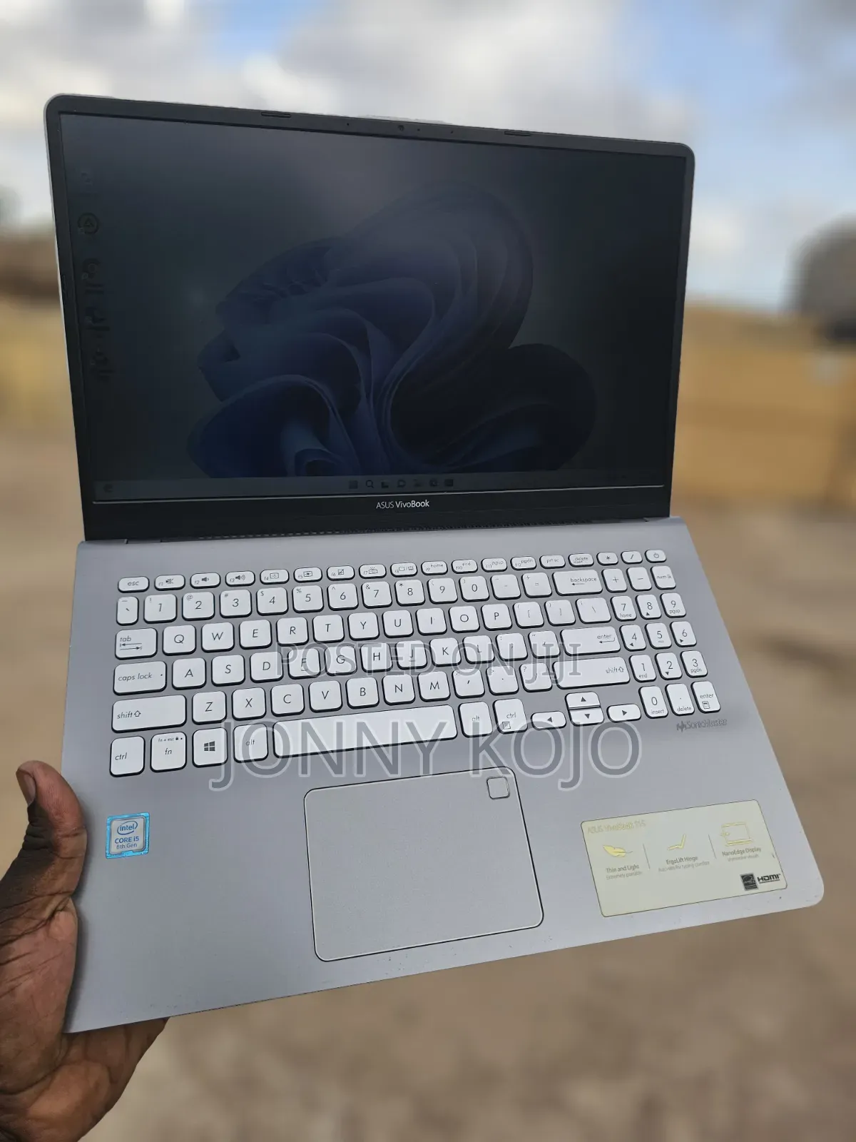 Laptop Asus VivoBook S15 S530UN 8GB Intel Core i5 SSD 256GB