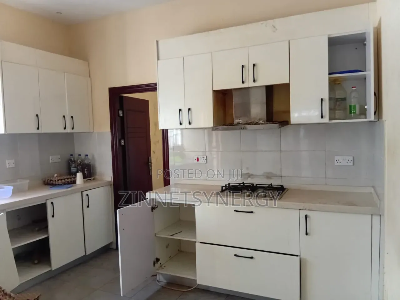 3bdrm House in Community 25 for rent