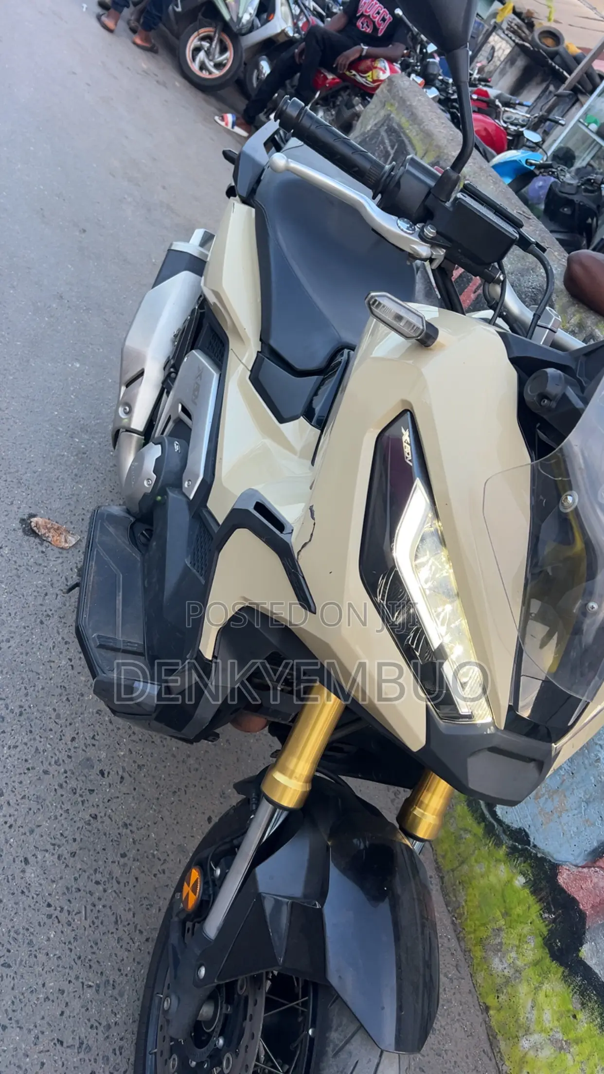 Honda 2026 Beige