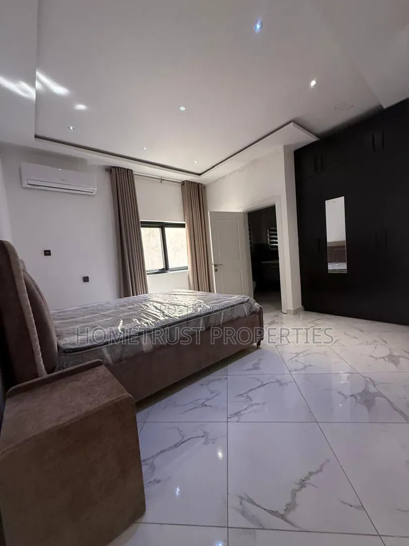 4bdrm Duplex in East Airport Mahama for rent
