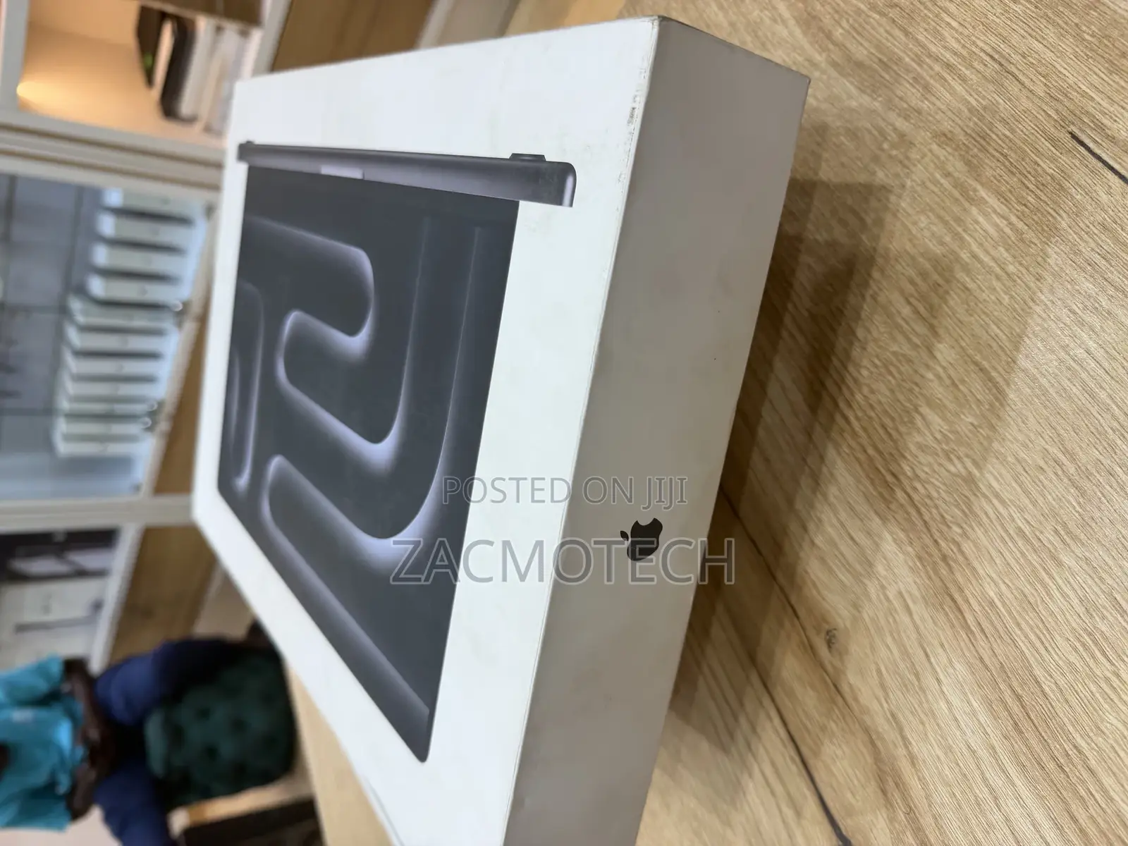 New Apple MacBook Pro 2023 M3 Max 16-inch 36GB Apple M3 Max SSD 1T