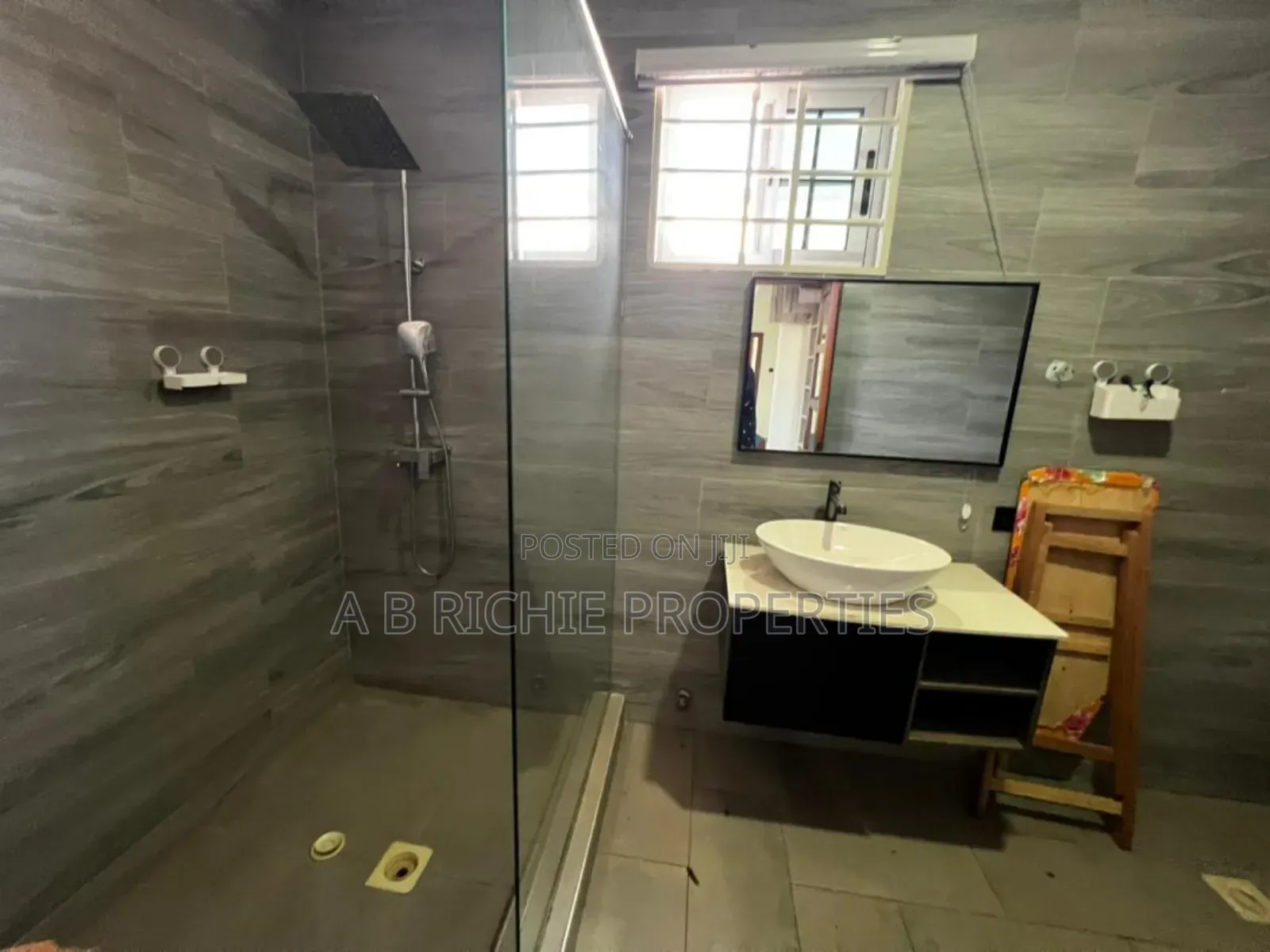 3bdrm House in Ab Richie Properties, Tseaddo for rent