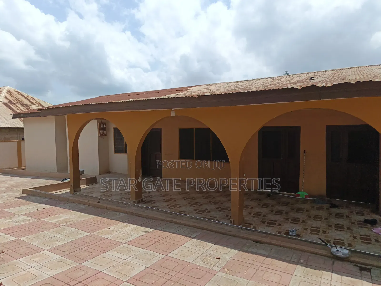 4bdrm House in Asuofia Kokoben, Kumasi Metropolitan for sale