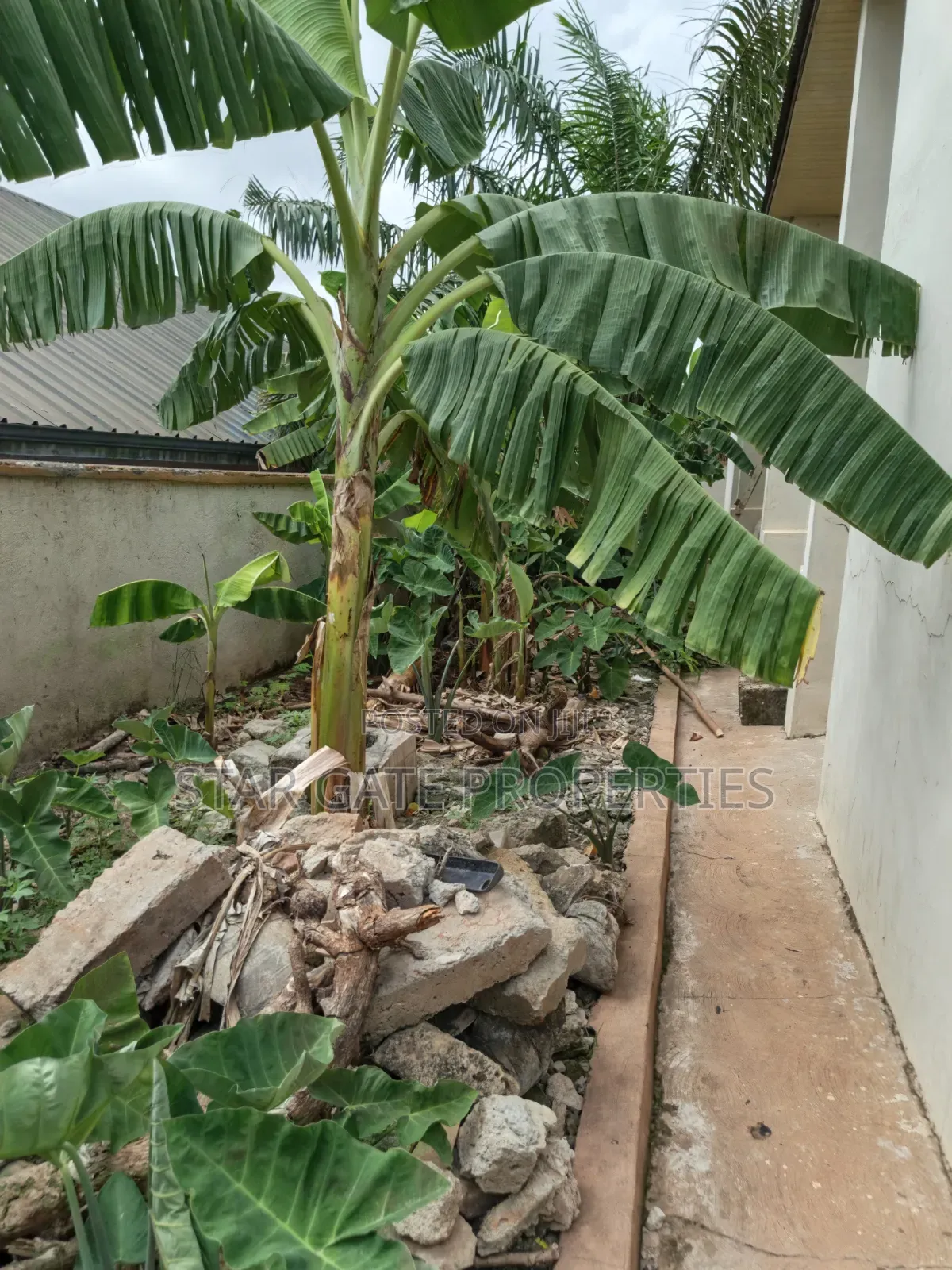 4bdrm House in Asuofia Kokoben, Kumasi Metropolitan for sale