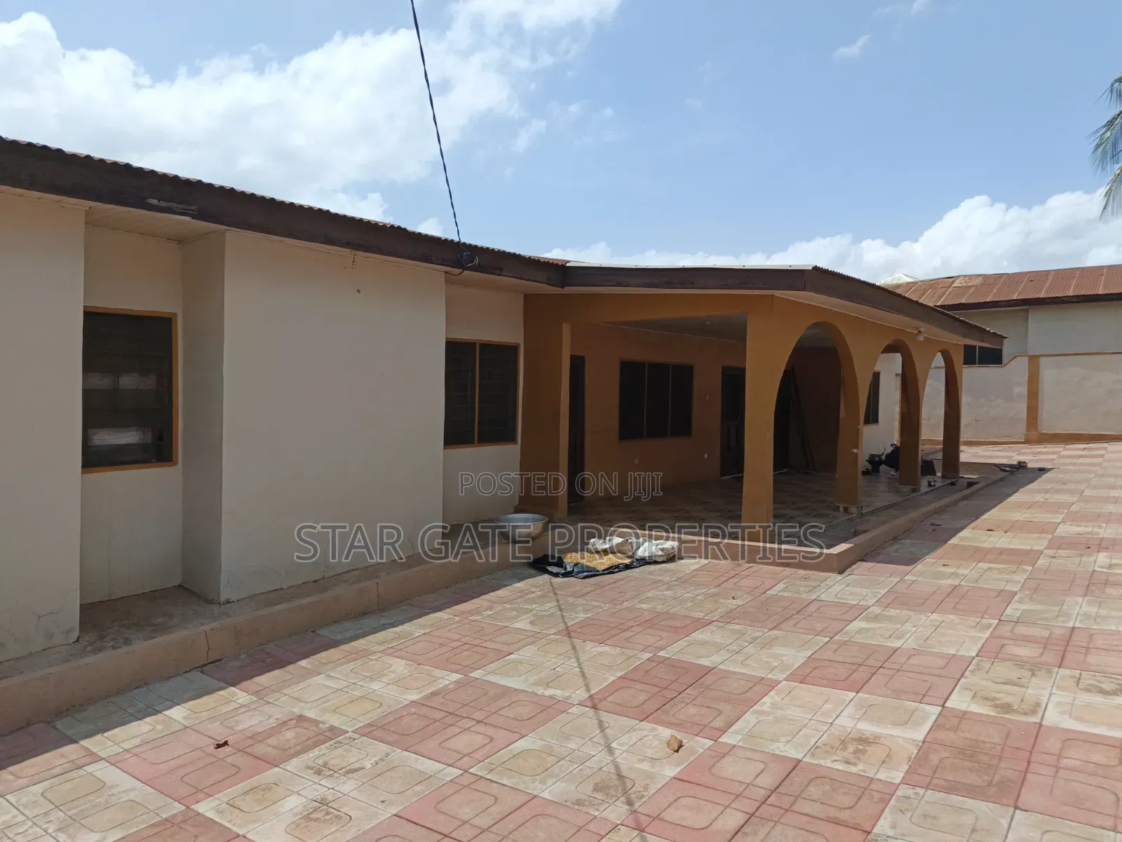 4bdrm House in Asuofia Kokoben, Kumasi Metropolitan for sale