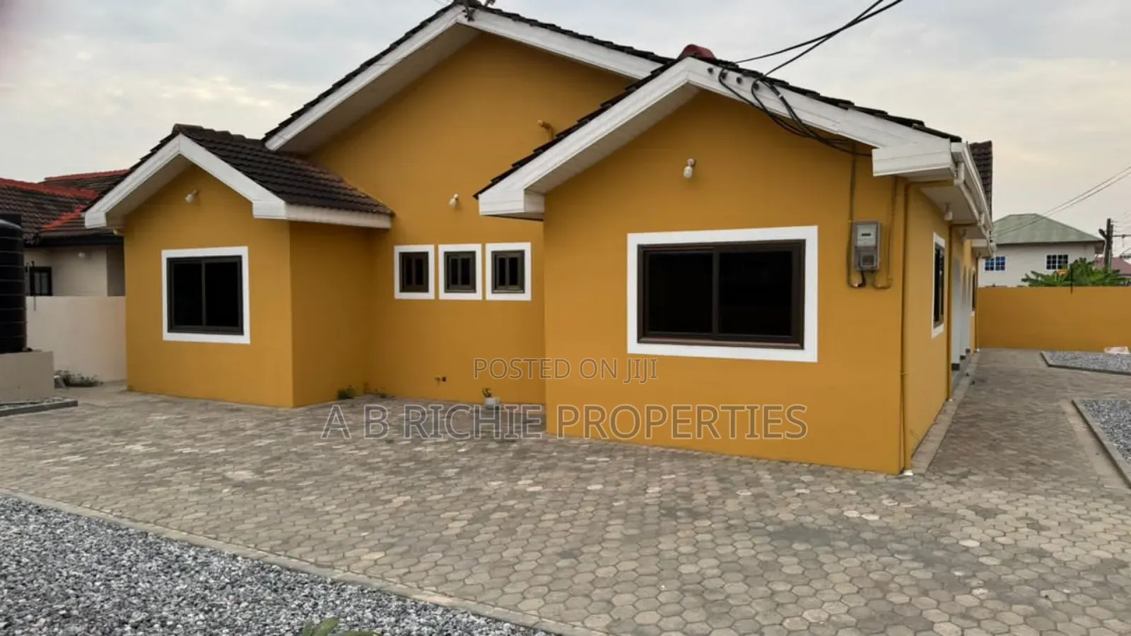 4bdrm Bungalow in Ab Richie Properties, Manet Junction for rent