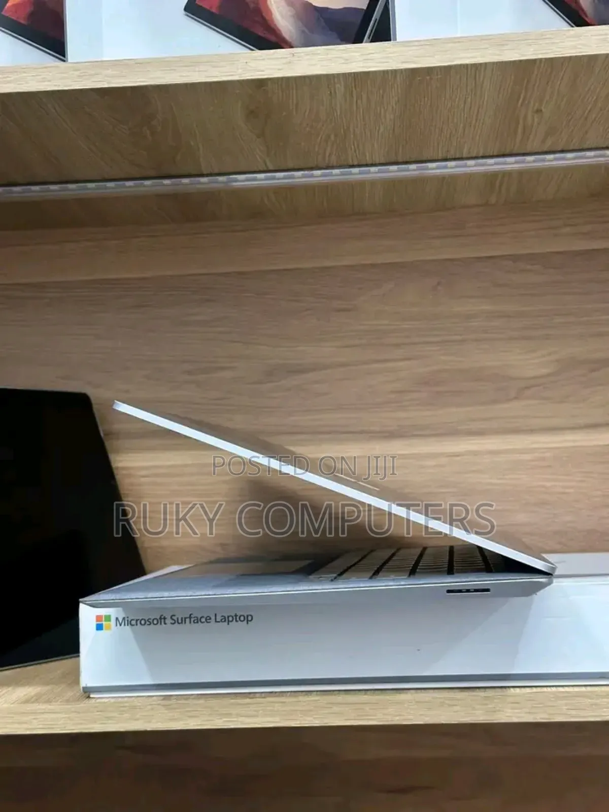 New Laptop Microsoft Surface Laptop 4 16GB Intel Core i7 SSD 512GB