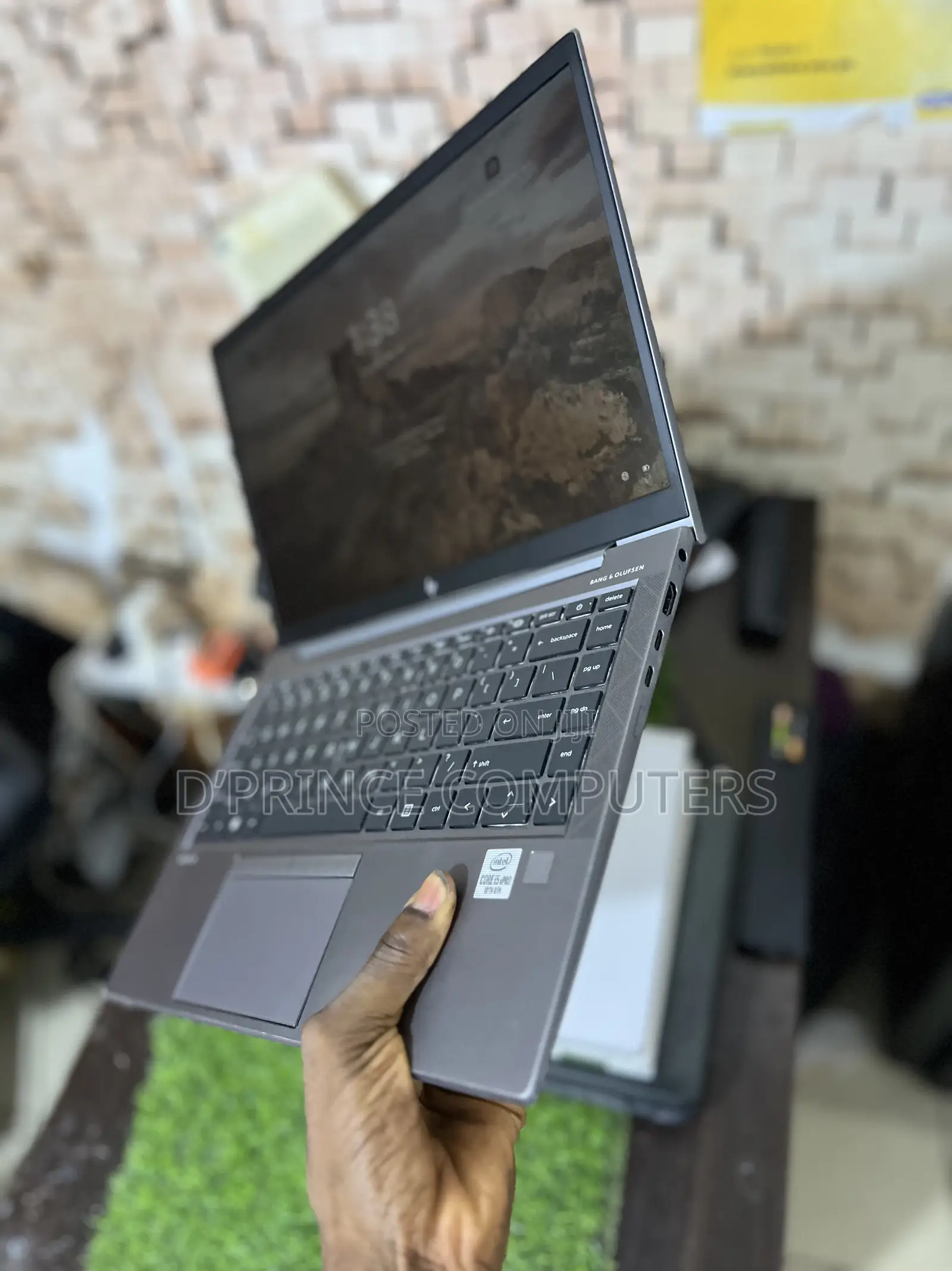 Laptop HP ZBook Firefly 14 G7 8GB Intel Core i5 SSD 256GB
