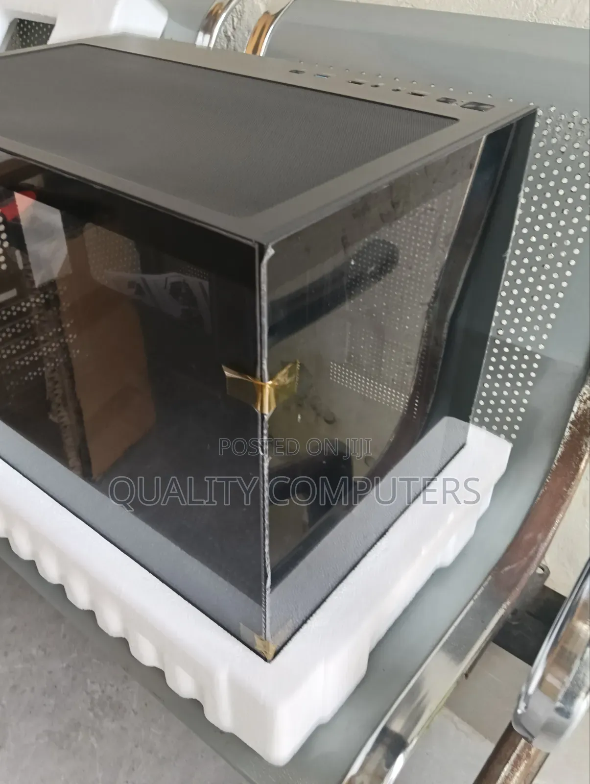Panoramic Gaming Case