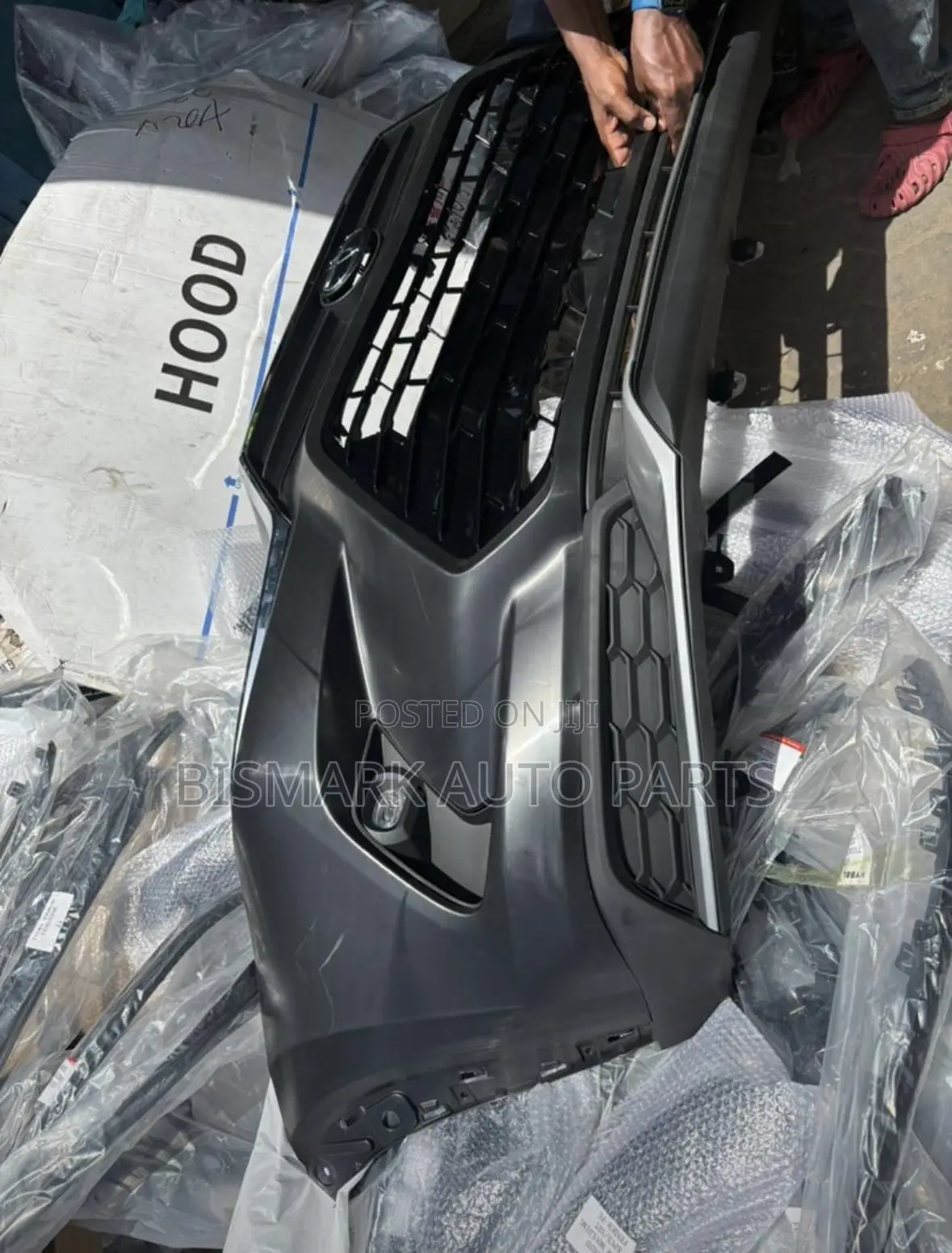 Toyota Highlander Grand Front Bumper Complete