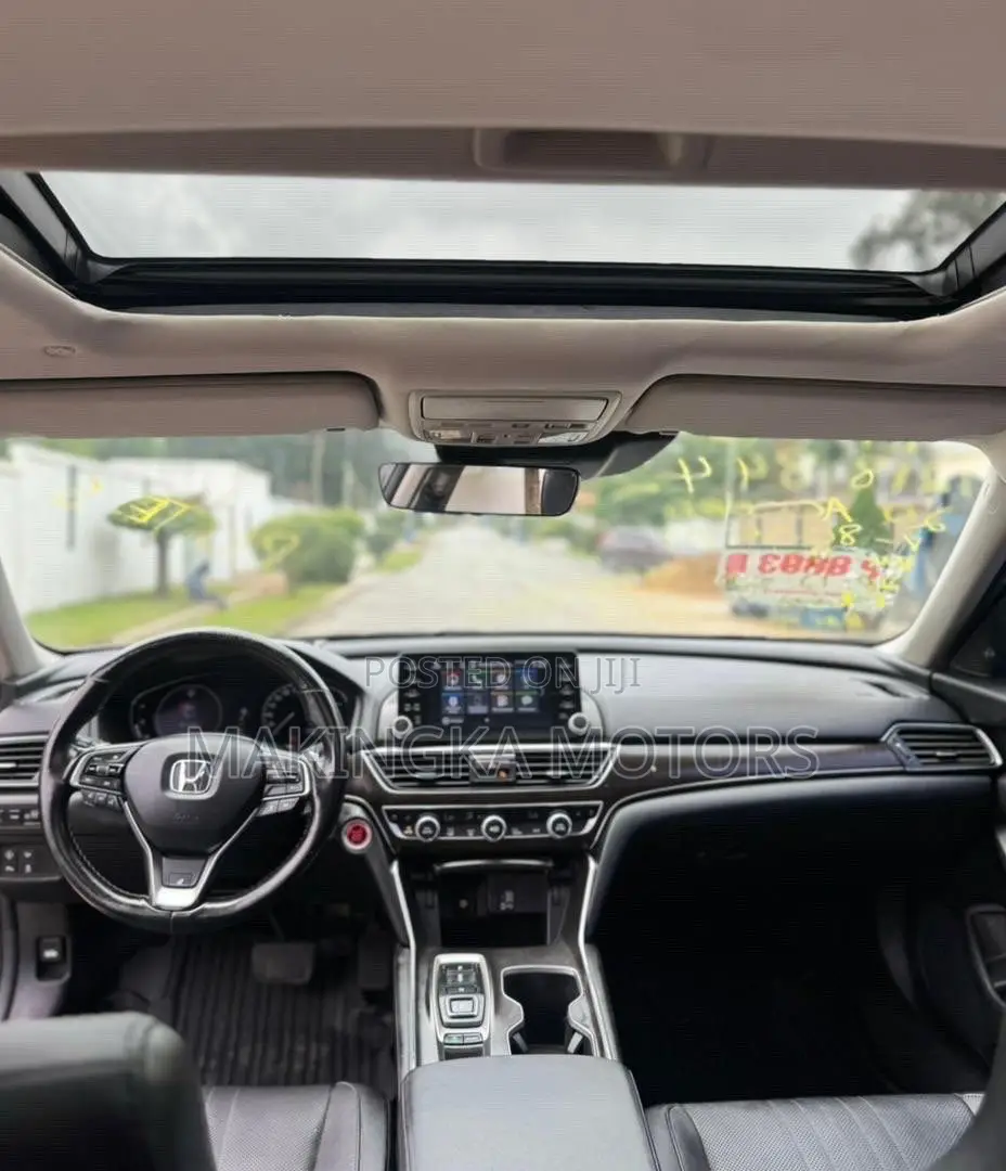 Honda Accord Touring 2.0T 2020 Black