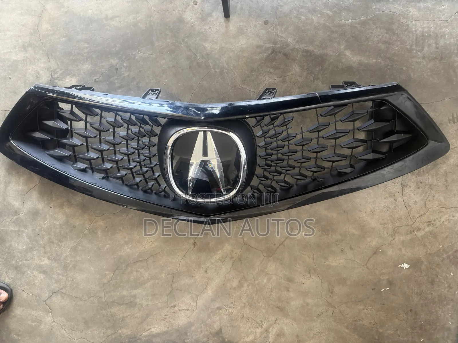 2021 Acura RDX Center Grille - Dark Chrome