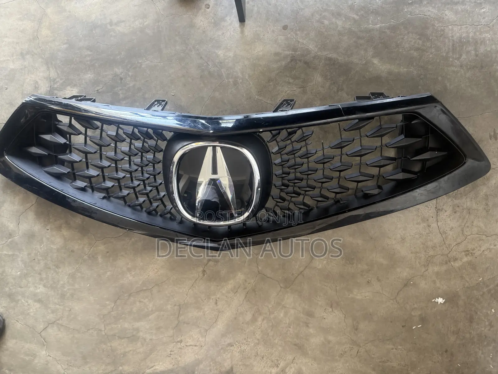 2021 Acura RDX Center Grille - Dark Chrome
