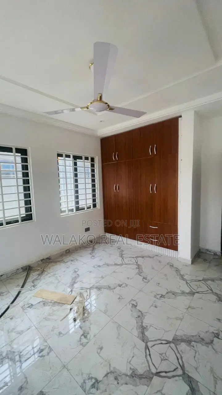 3bdrm House in Ablekuma for sale