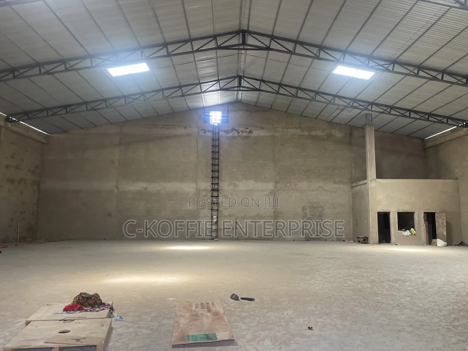 Prime 1,000 SQM Warehouse at Spintex for Rent
