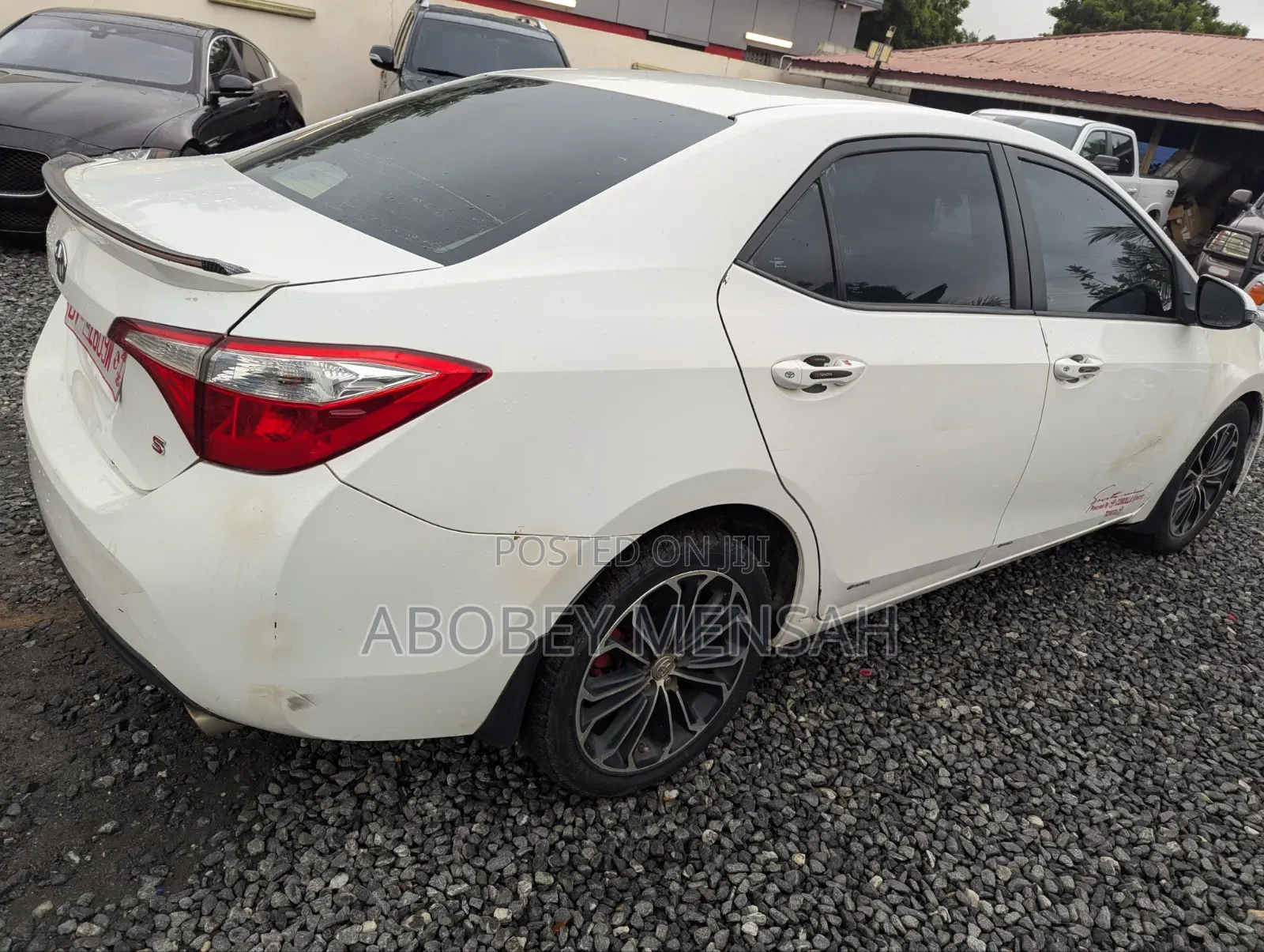 Toyota Corolla S Premium 4dr Sedan (1.8L 4cyl CVT) 2015 White