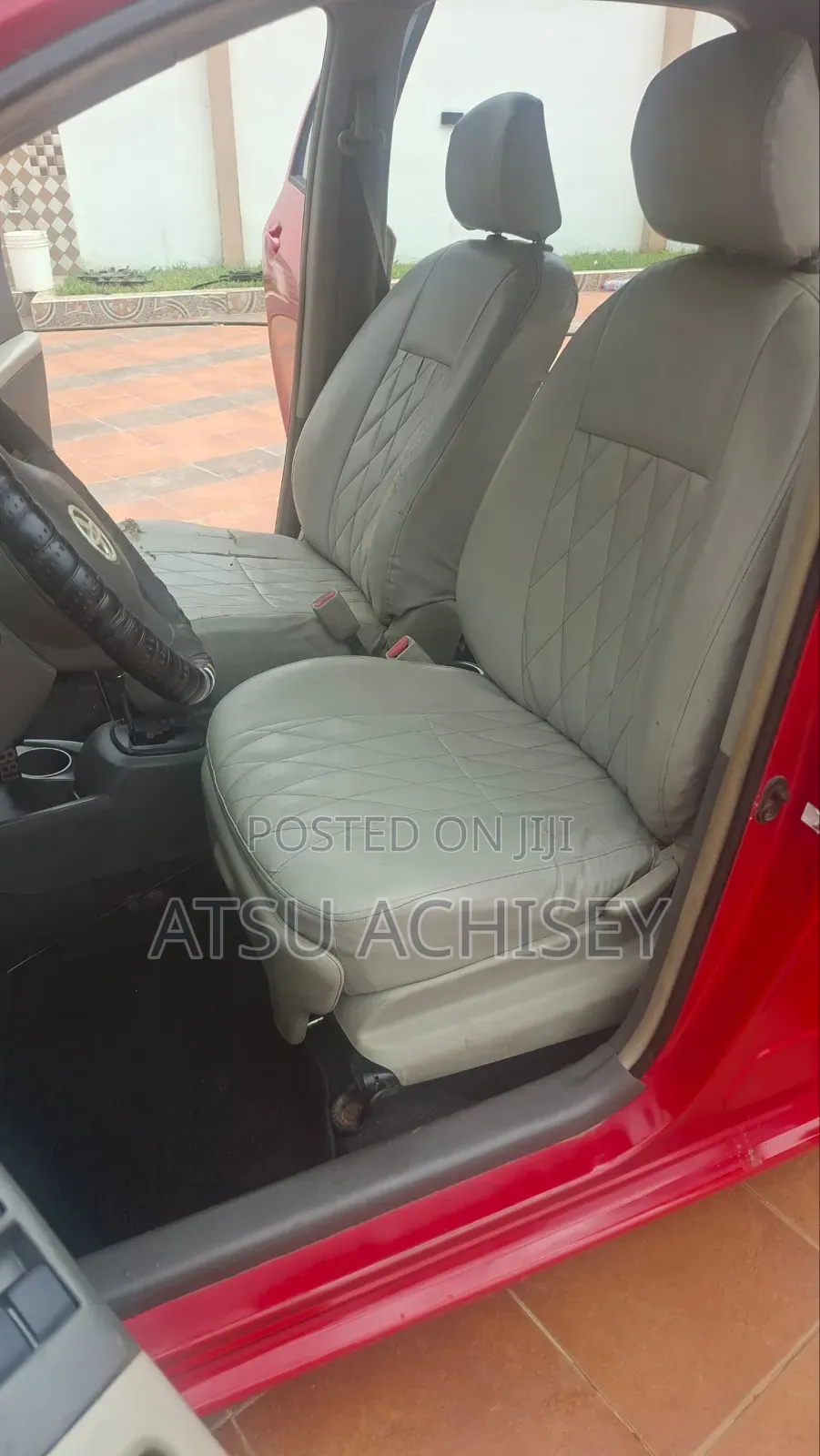 Toyota Vitz 1.0 FWD 3dr 2010 Red