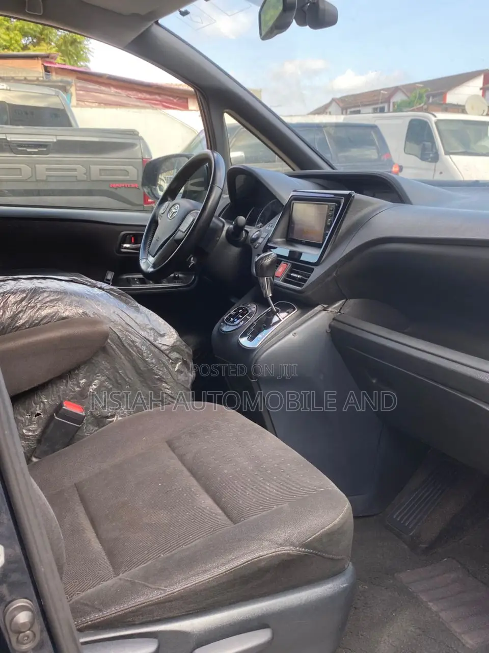 Toyota Voxy SV Premium 2014 Blue