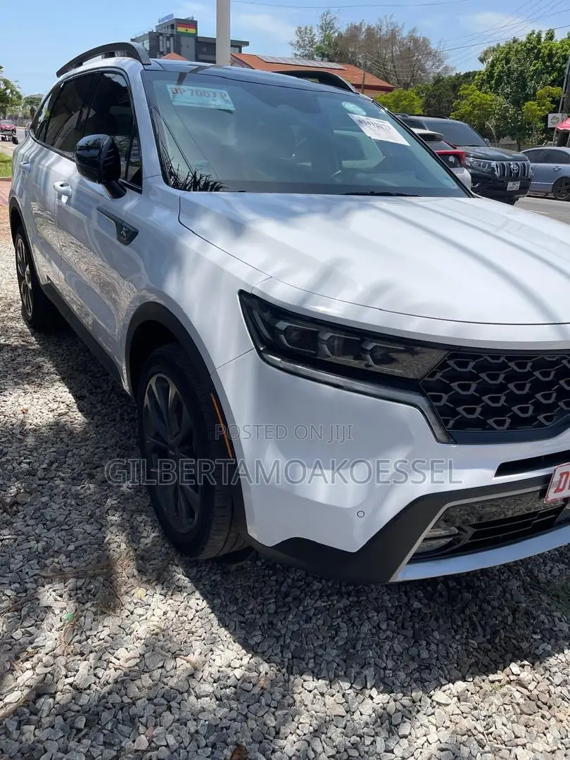 Kia Sorento 2023 White