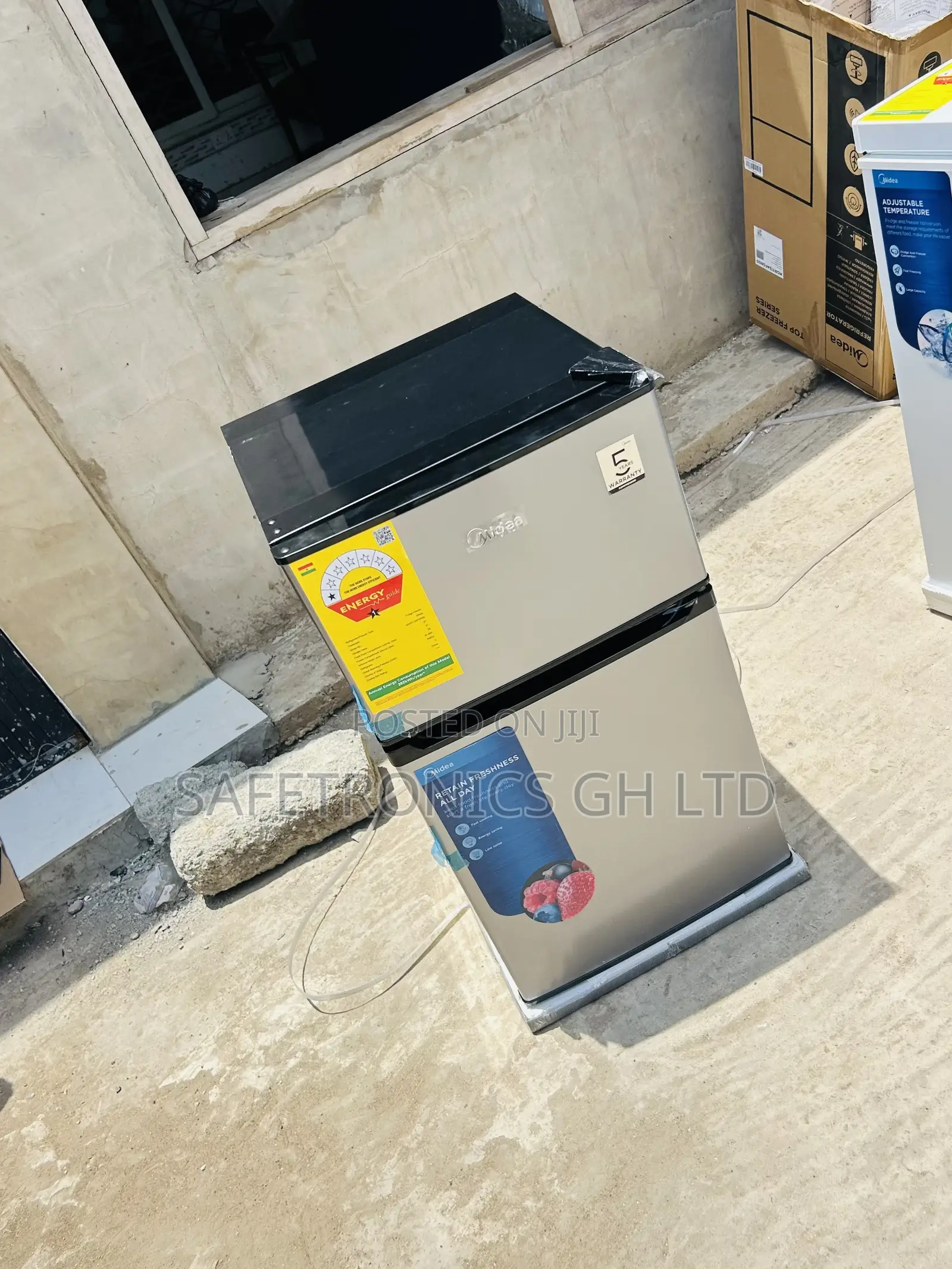 High Reliable Midea 87ltr Double Door Table Top Fridge Hd-113f(N