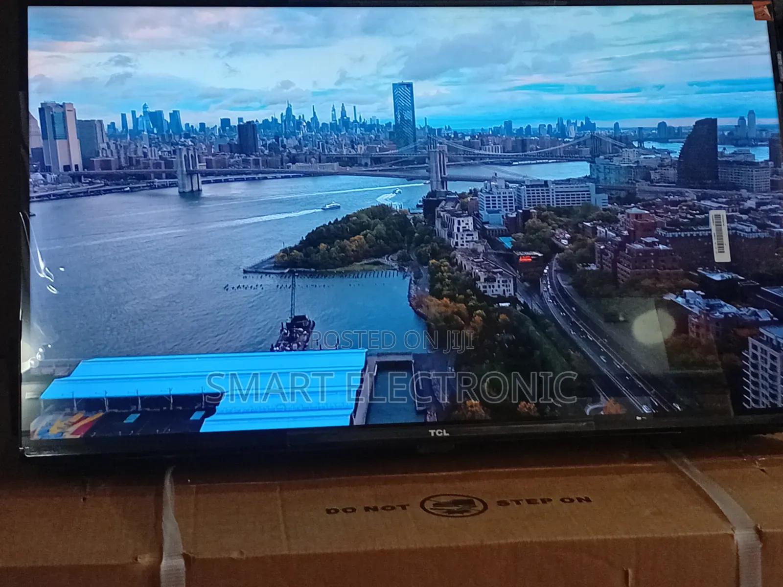 TCL 32-Inch Qled Tv – Crystal Clear Viewing Experience
