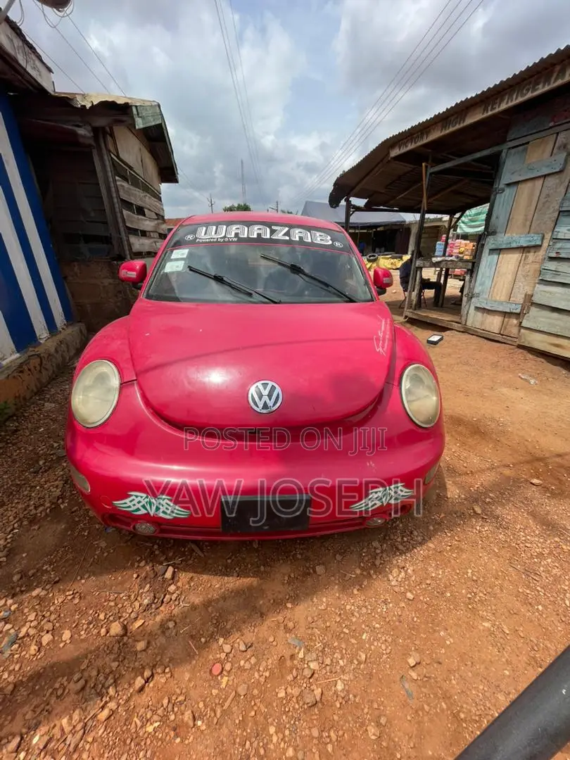 Volkswagen Beetle 2003 Red