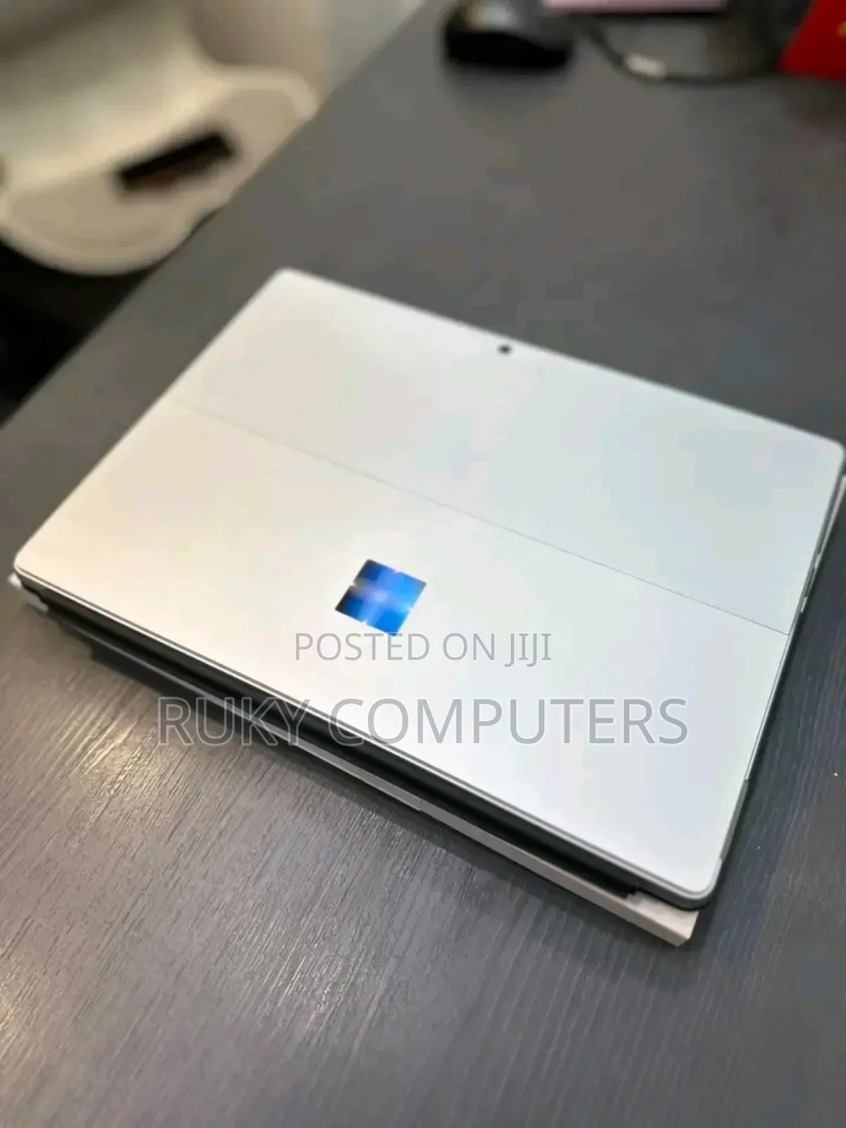 New Microsoft Surface Pro 11th Edition, a Copilot+ PC 32GB SSD 1T