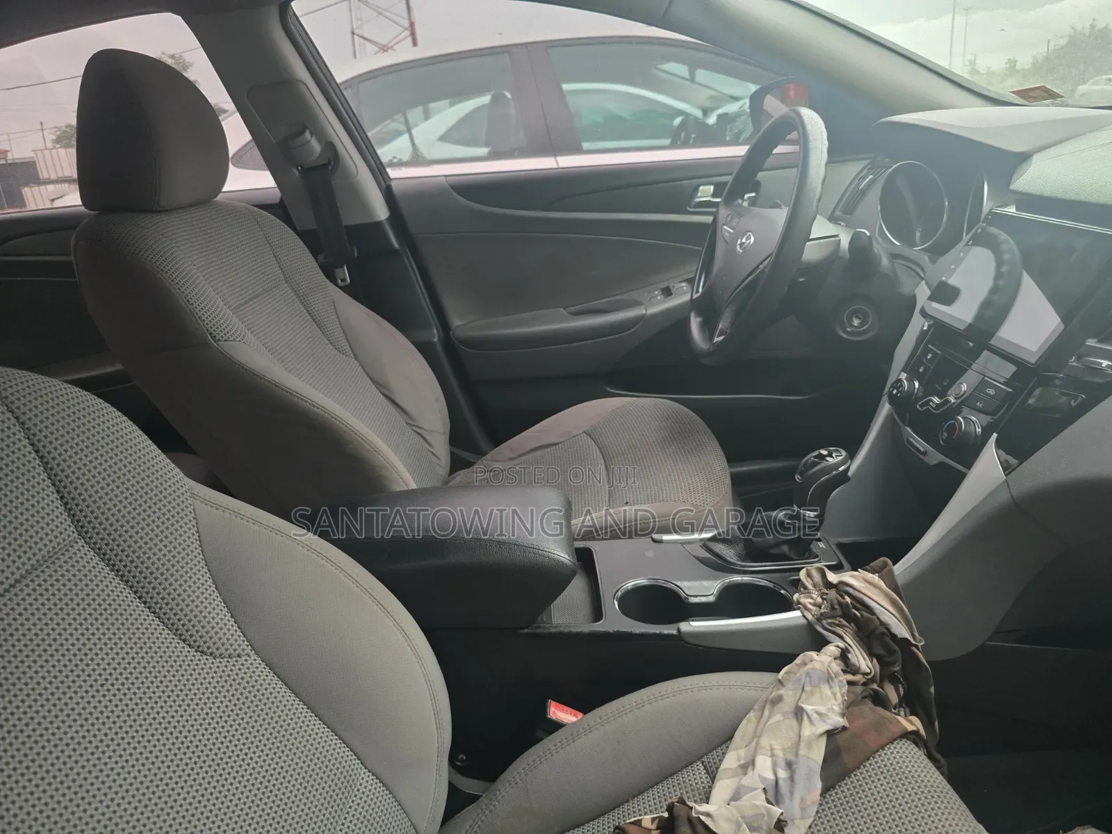 Hyundai Sonata SE Sedan FWD (2.4L 4cyl 6A) 2013 Black