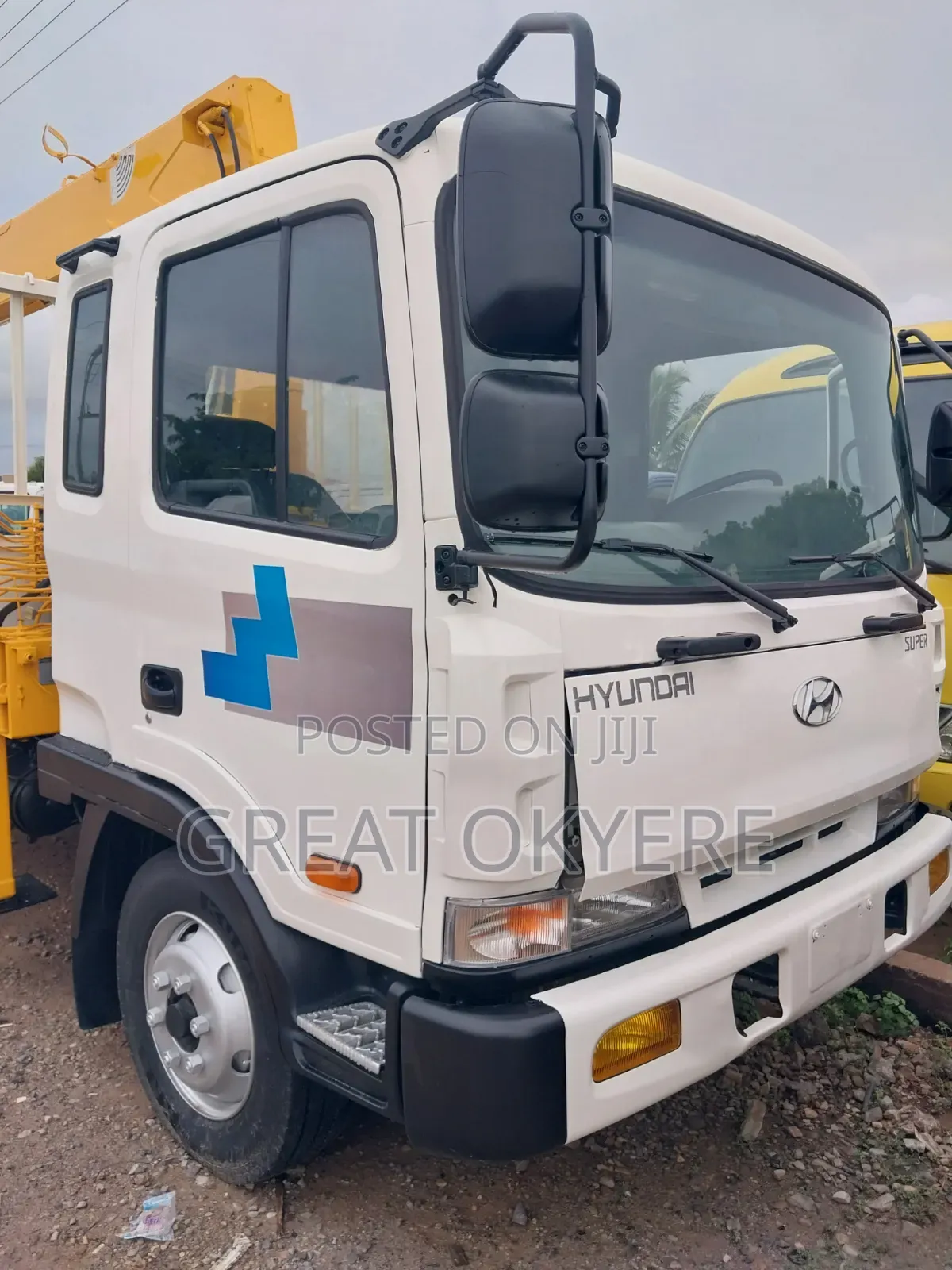 Hyundai 5ton Crane