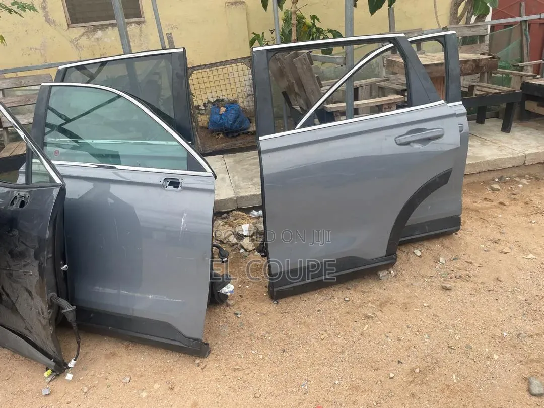 Honda CRV Passenger Side Back 2022,2023,2024,2025