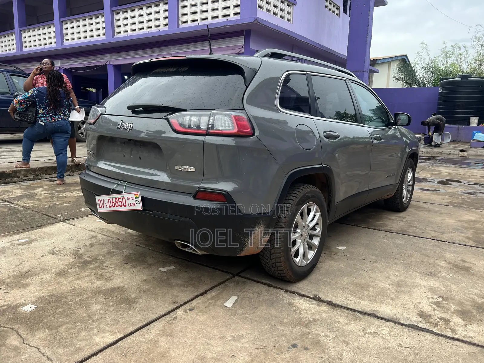 Jeep Cherokee Latitude 4x4 2019 Gray