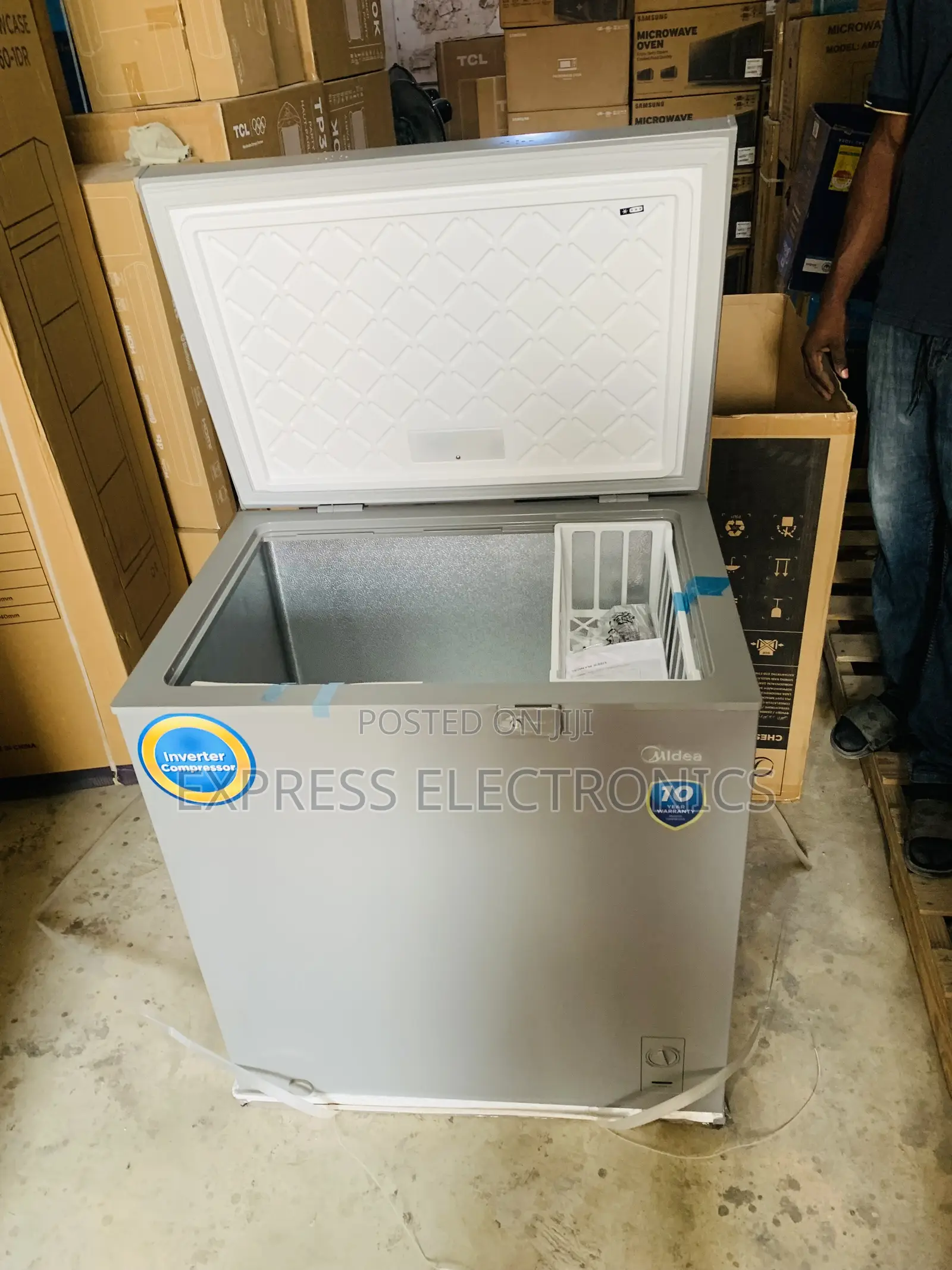 High Efficiency Compressor Single Dor 198l Midea