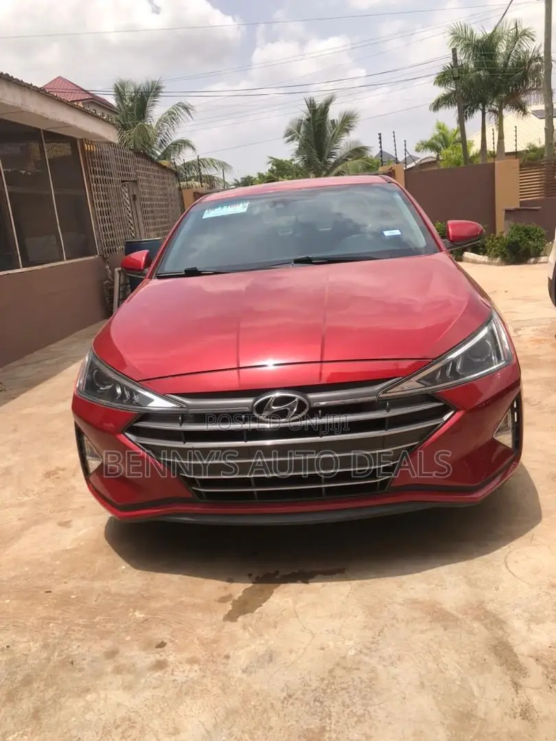 Hyundai Elantra 2020 Red