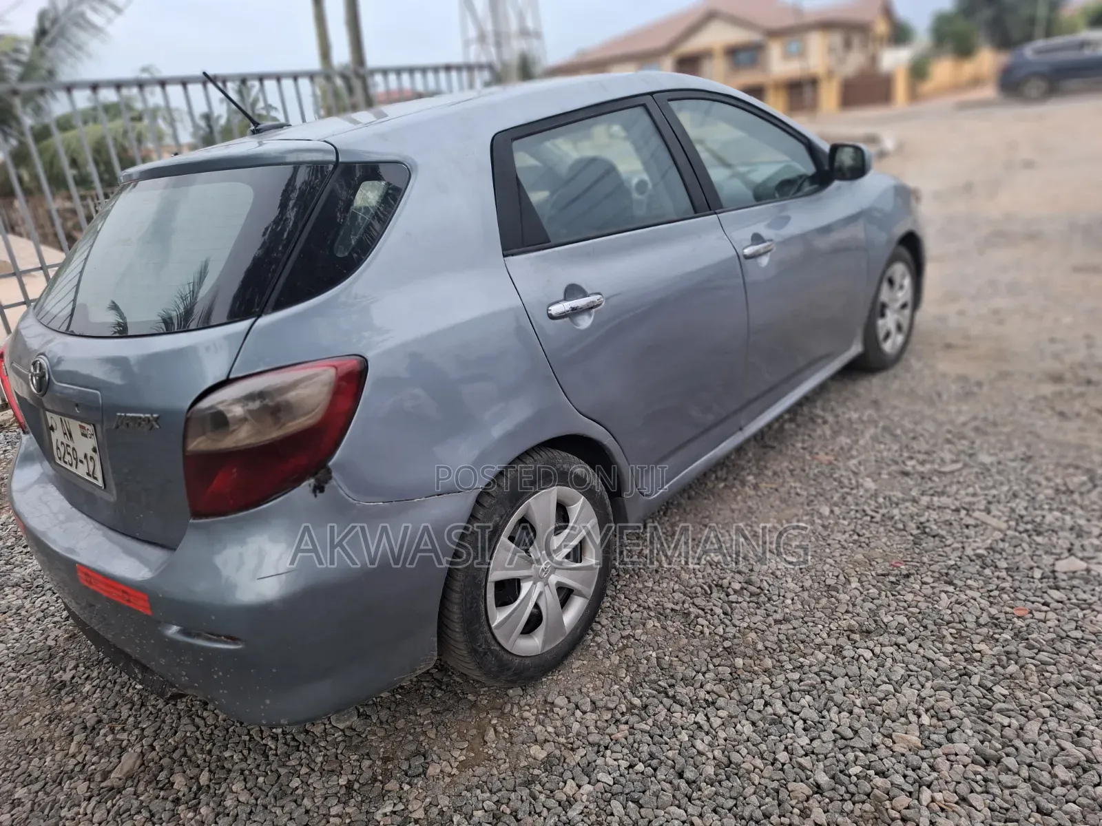 Toyota Matrix Hatchback FWD (1.8L 4cyl 5M) 2010 Blue
