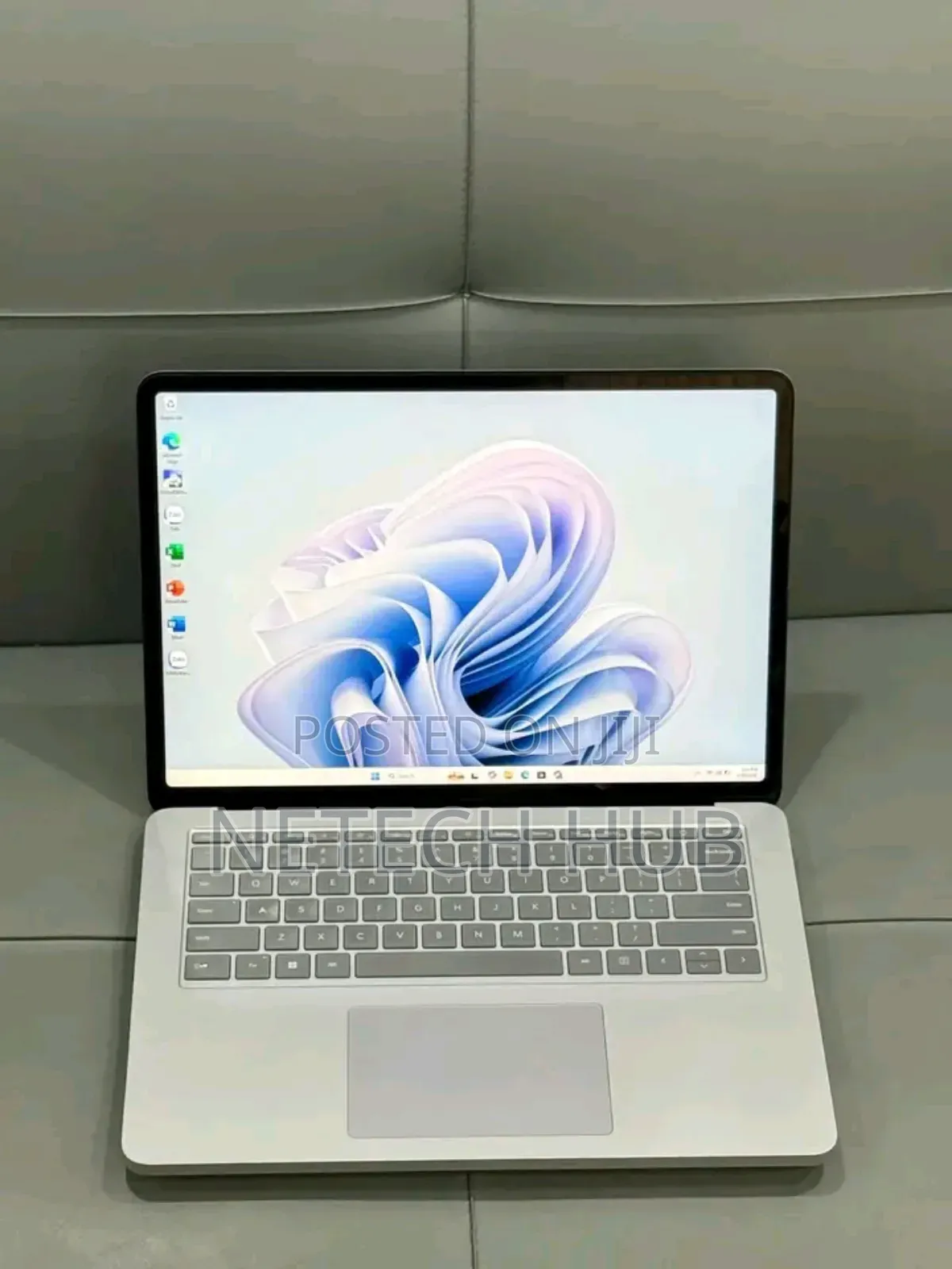 New Laptop Microsoft Surface Laptop Studio 2 64GB Intel Core i7 SSD 2T