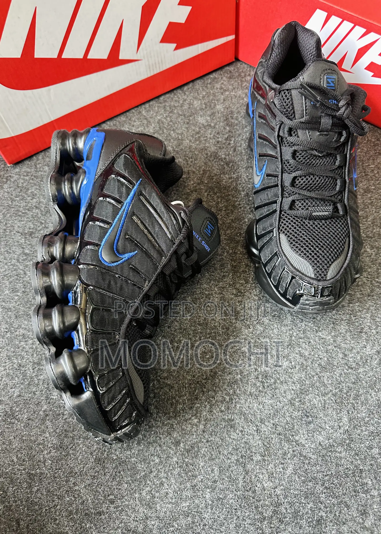Nike Sneakers
