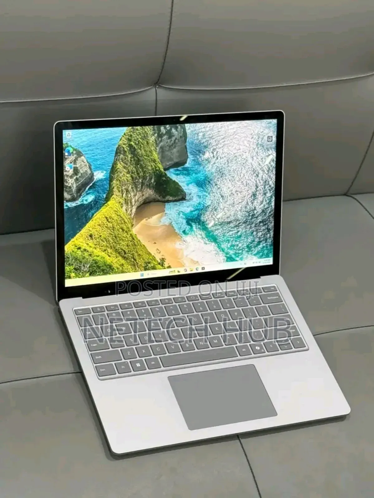New Laptop Microsoft Surface Laptop 16GB Intel Core i5 SSD 512GB